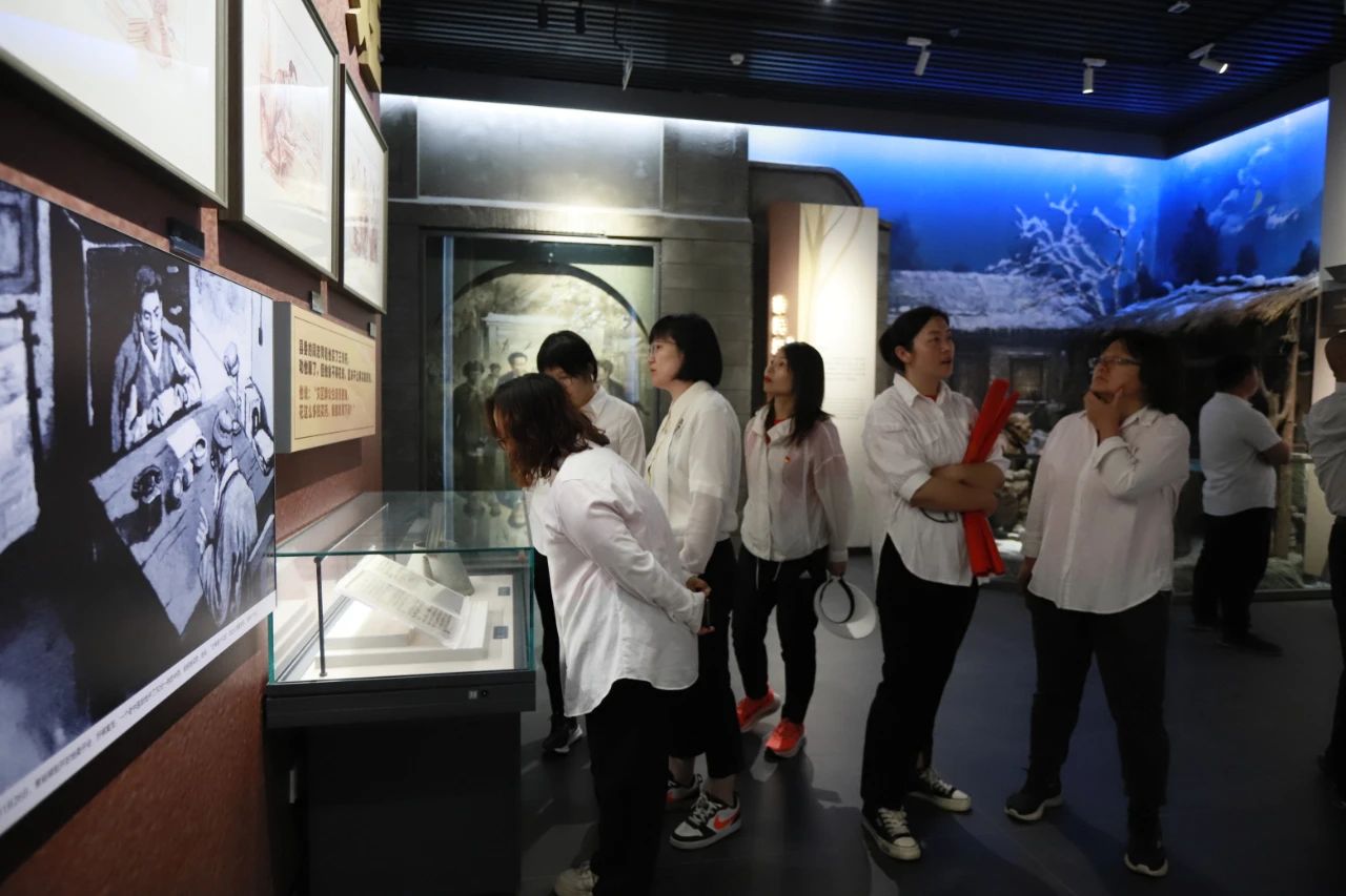 砥礪初心使命，汲取奮進力量丨花花牛乳業(yè)集團黨委組織開展學習“焦裕祿精神”主題黨日活動