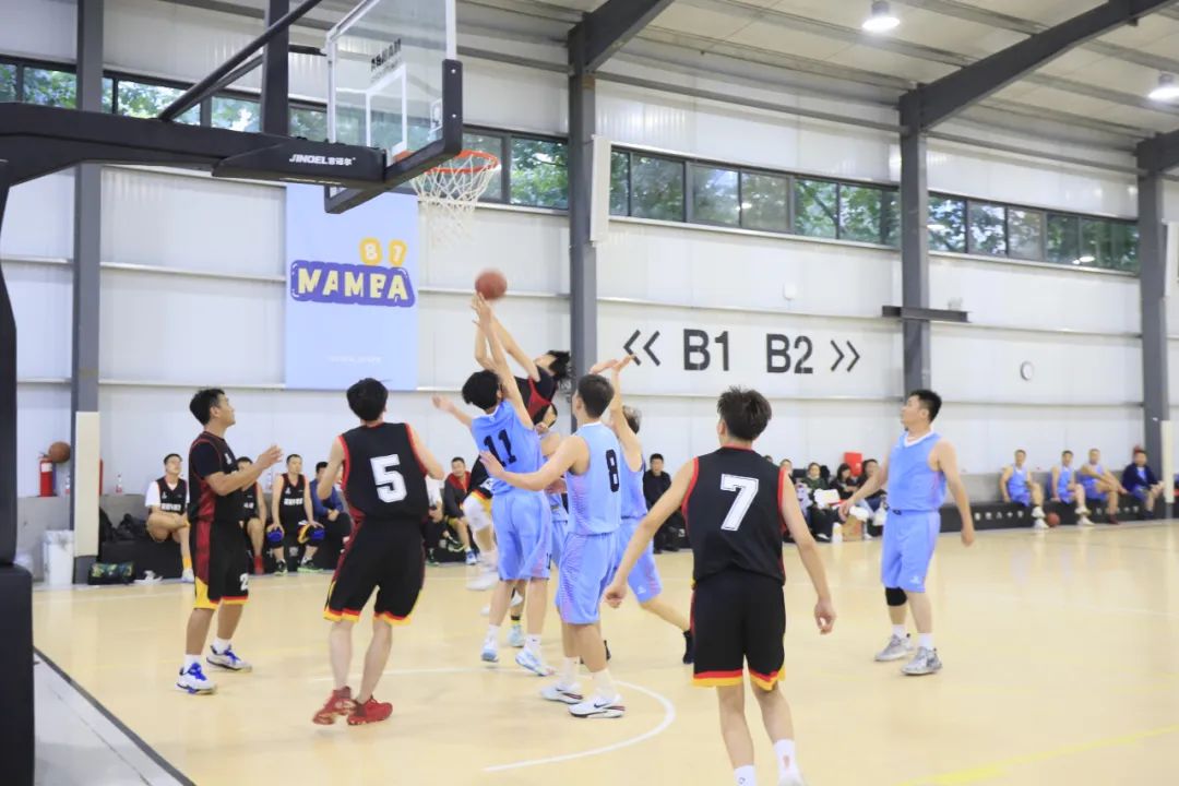 花花牛丨奪冠，奪冠，奪冠?。?！用冠軍為中國健兒喝彩?。?！