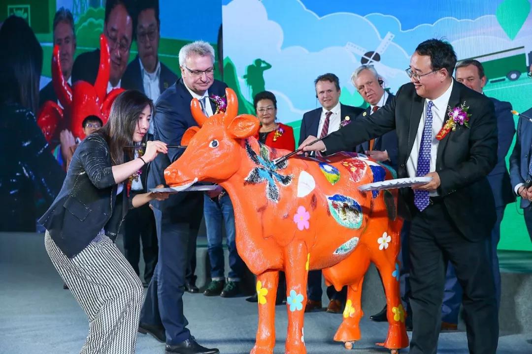 SDDDC走進(jìn)河南，看看花花牛的國(guó)際范兒！