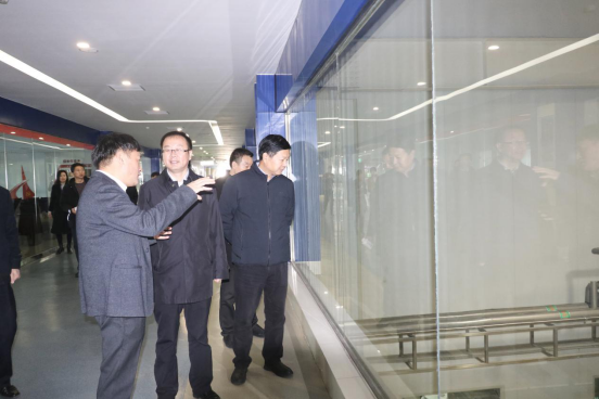 寧夏回族自治區(qū)農(nóng)業(yè)農(nóng)村廳黨組書(shū)記、廳長(zhǎng)王剛一行蒞臨花花牛乳業(yè)集團(tuán)調(diào)研