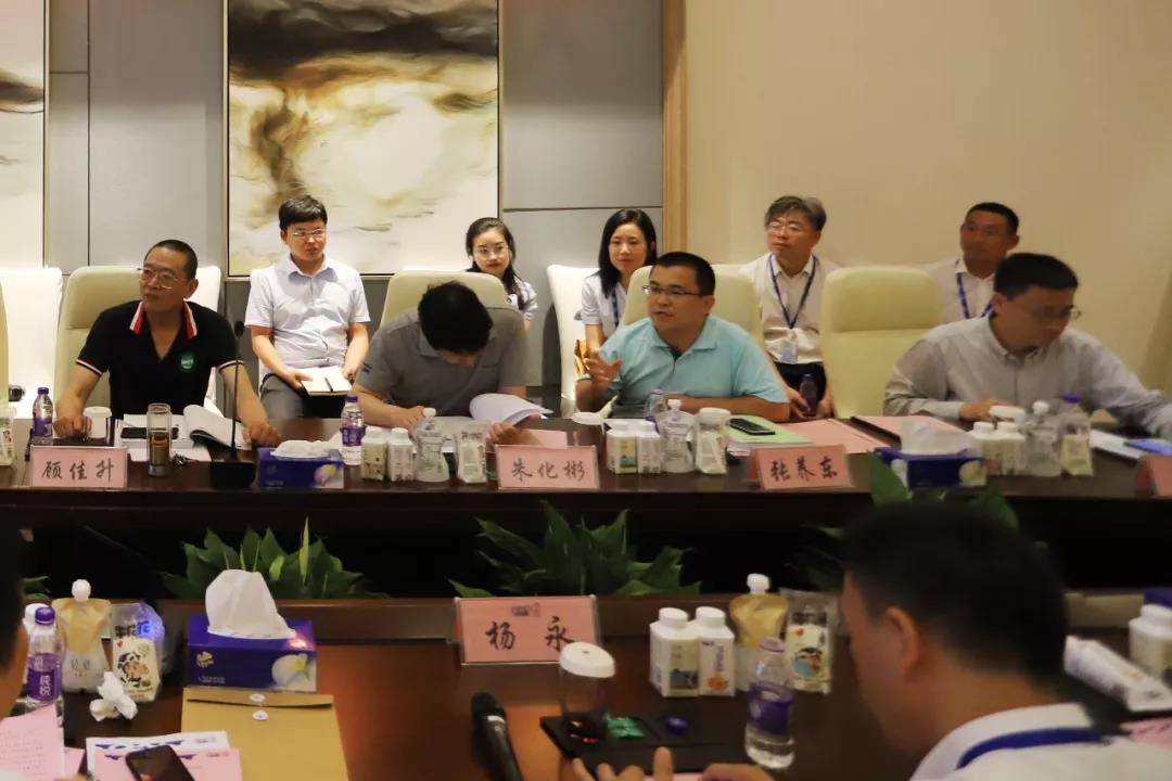 河南首家！花花牛乳業(yè)集團(tuán)通過優(yōu)質(zhì)乳工程驗(yàn)收