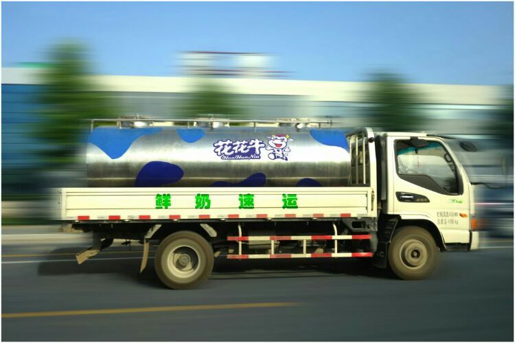 走進(jìn)工廠 走進(jìn)工廠