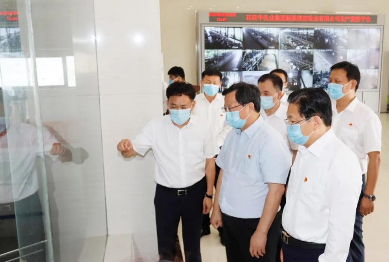 快訊 | 河南省委常委、省紀(jì)委書記、省監(jiān)委主任任正曉蒞臨花花牛乳業(yè)集團(tuán)新蔡瑞亞牧場(chǎng)調(diào)研